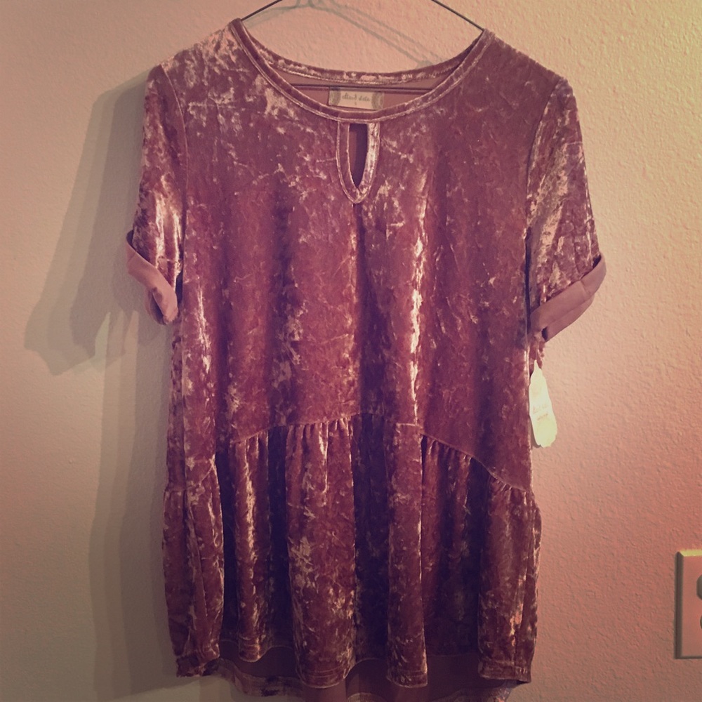 Velvet Peplum Blouse. Small. Great for Christmas.